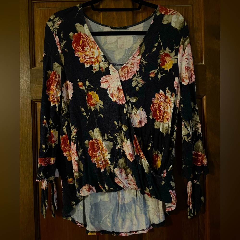 West Kei Cross Front Tie Sleeve Blouse